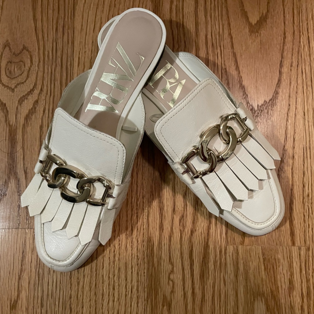 Zara Women’s Ecru White Leather Mule Sandals With Chain